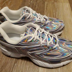 Fila- Size 6.5 Women's Buzzard Iridescent Sneakers - Silver